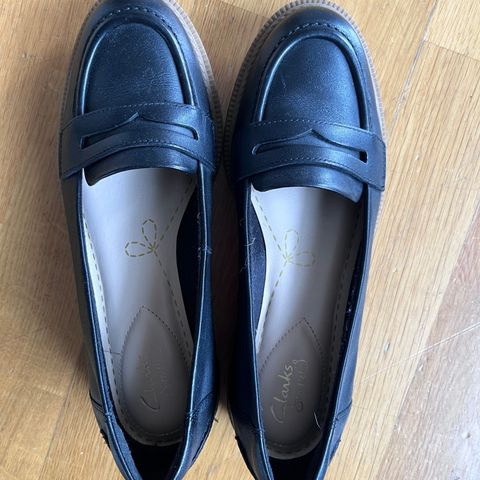 Clarks lave sko/ loafers str 5/38 (litt små)