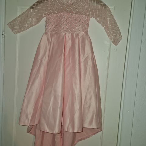 Nydelig rosa kjole str 104/110