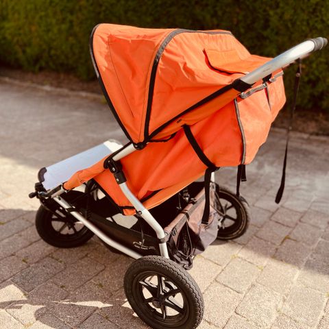 Mountain Buggy Duo barnevogn, ifra 0 år (med babyseng)