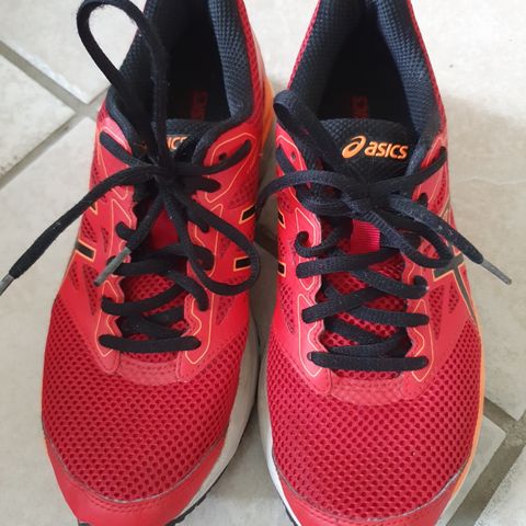 Asics joggesko str 38