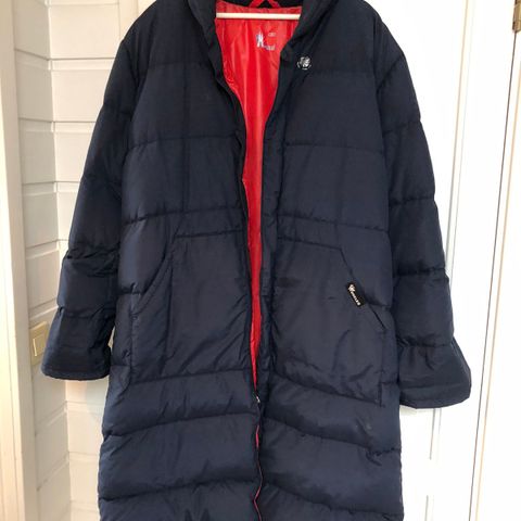 Dunkåpe fra Moncler