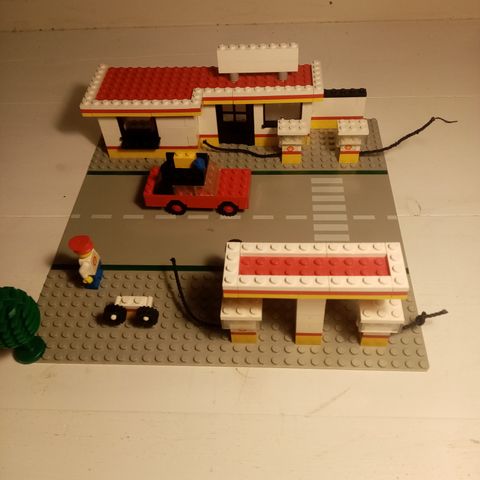 Lego 377    Shell stasjon