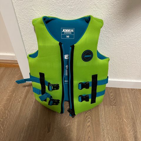 Jobe flytevest