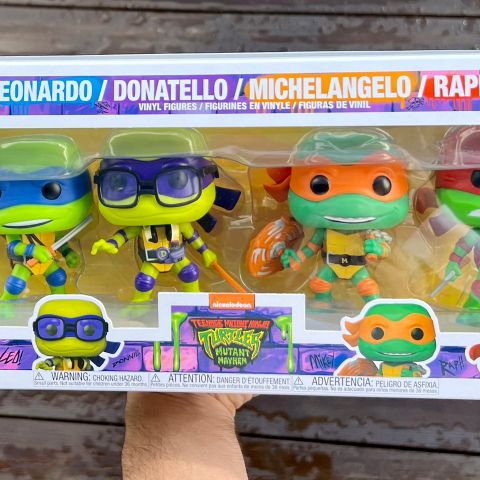 Funko Pop! Leonardo / Donatello / Michelangelo / Raphael (Glow 4-Pack) | TMNT