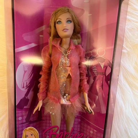 Mattel Fashion Fever Barbie