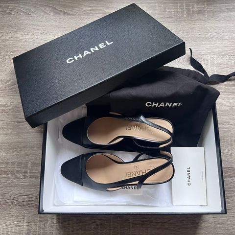 Chanel slingbacks - str 34 men passer str 35