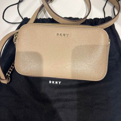 DKNY veske