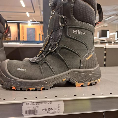 New winter safety boots