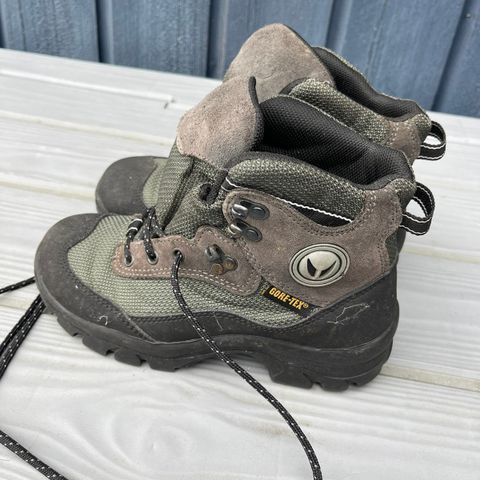 Viking Goretex fjellsko str 36