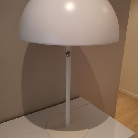 Ikea Brasa bordlampe