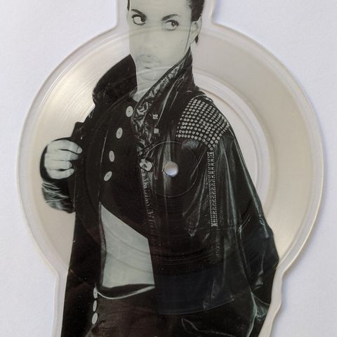 Prince & The Revolution - "Kiss" shaped picture disc. Samleobjekt