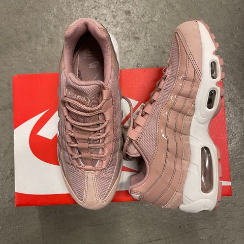 Nike Air Max 95 (37,5)