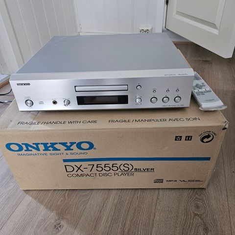 ONKYO DX-7555 (S) Silver, Compact Disc Player