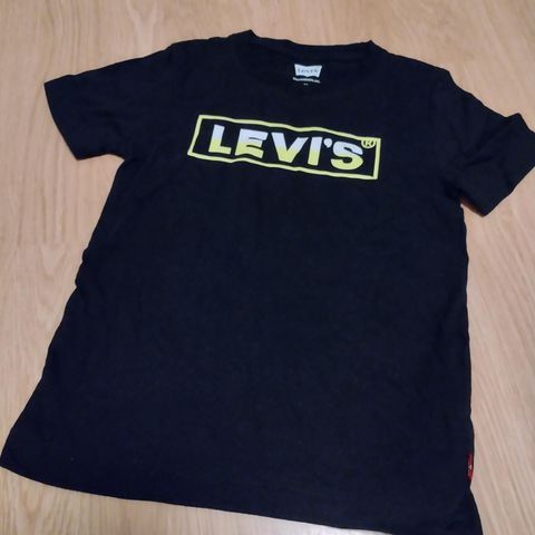 Levis t-skjorte, str. 5 år