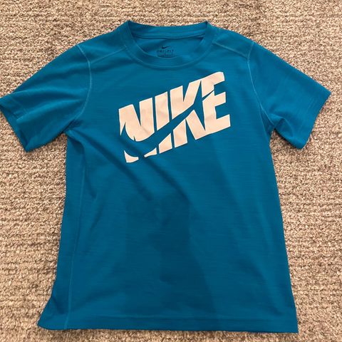Nike Dry-Fit T-skjorte