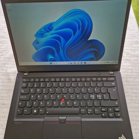 Super Kraftig ThinkPad T14s |14" FHD IPS| i7 | 16GB | Ny Pris over 20000kr