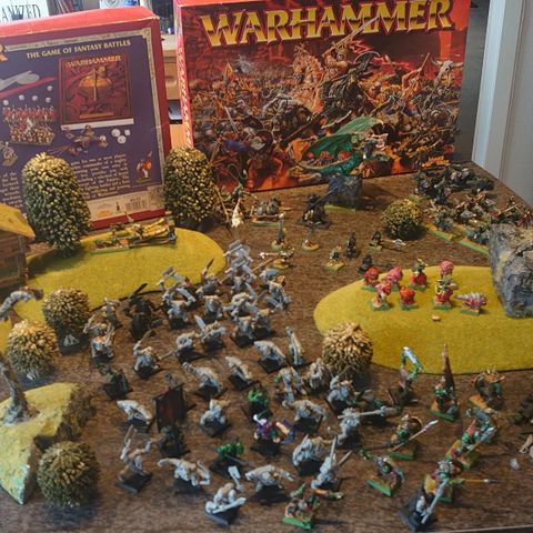 Vintage Warhammer orks