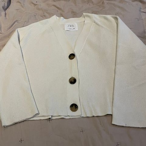 Cardigan fra Zara