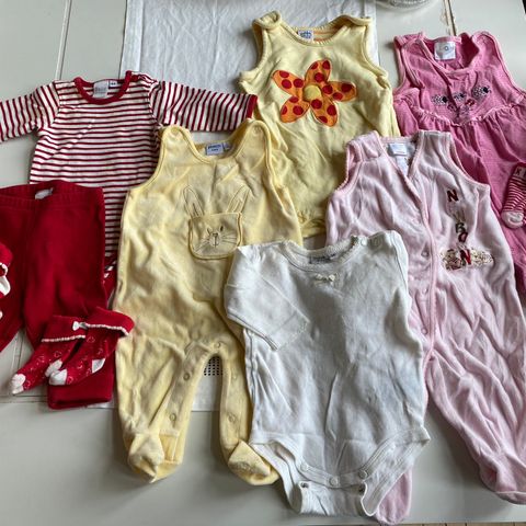 Babyklær til jente