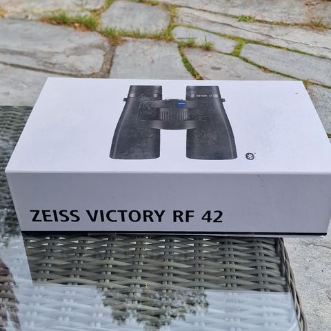 Kikkert til jakta. Zeiss Victory RF 42