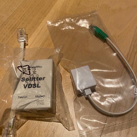 VDSL splitter, internettkabel og Modular Adapter