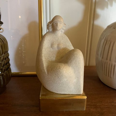 Figur fra Marbell by Stone Art Belgium