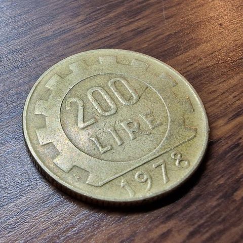 Italiensk 200 Lire (1978)