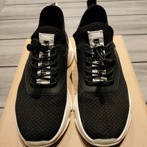 Steve Madden sneakers Str 39