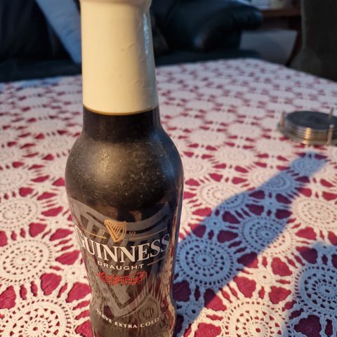 Original gammel flaske fra Guinness,  Samlerobjekt