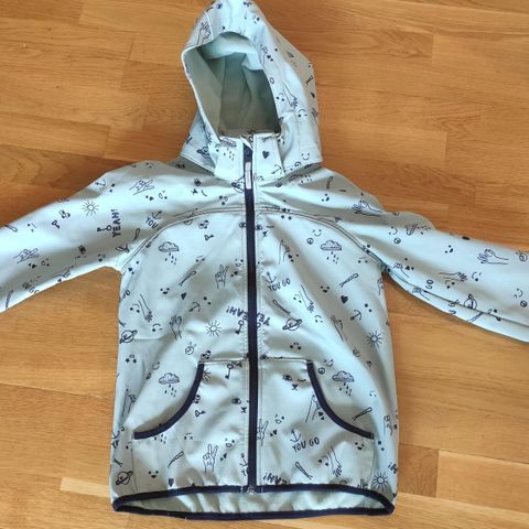 H&M softshell vannavvisende jakke str 140