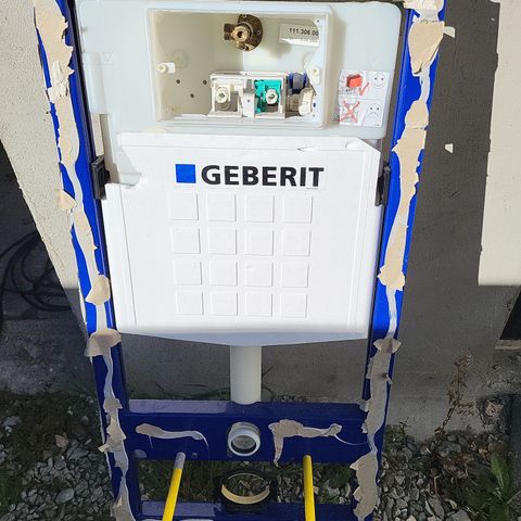 Geberit Sigma innbyggingssisterne for vegghengt toalett