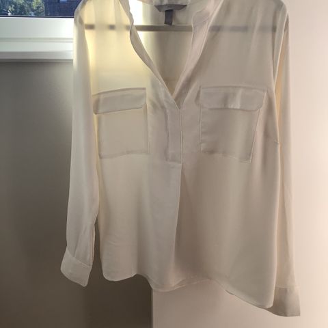 Offwhite bluse H&M str. 40, liten