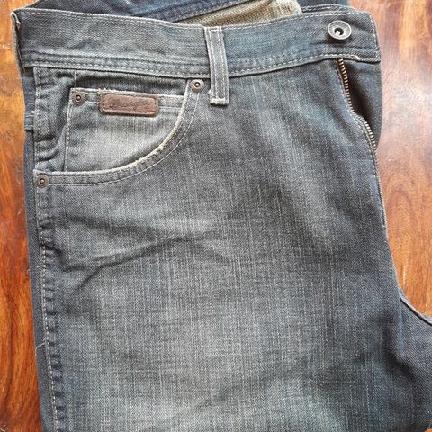 Wrangler mørkeblå nye jeans