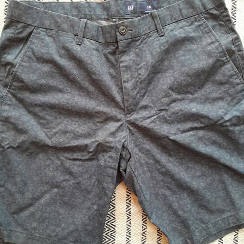 Gap, kaki shorts med mønster heilt nye.