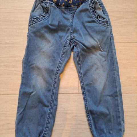 Supermyk herlig Jeans fra Name It - Str 104