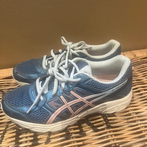 Asics sko str. 37,5