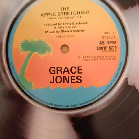 Grace Jones - The Apple streching (12" maxj)