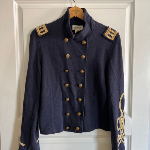 Ralph Lauren uniformsjakke i bomull med kule detaljer. Ca str 44