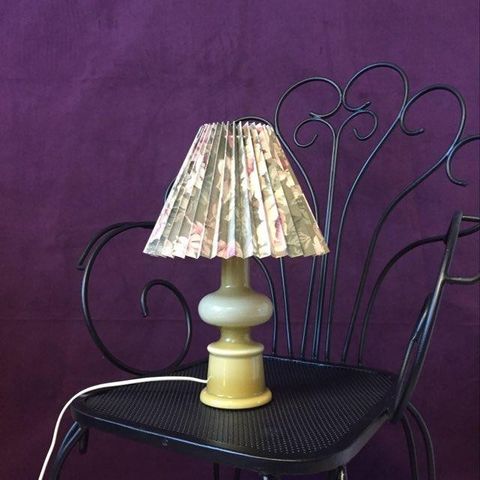Vintage bordlampe i glass fra Sønnico!