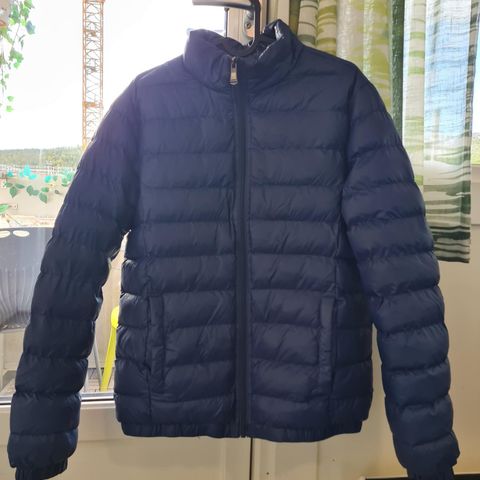 DOWN JACKET FOR NORWEGIAN WINTER