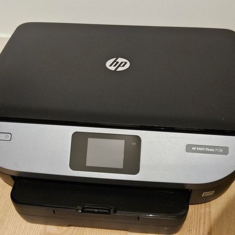 HP fargeprinter og scanner