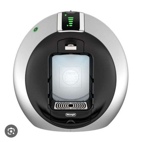 DOLCE GUSTO  KAFFEMASKIN   !!obs lekkasje fra vann tanken