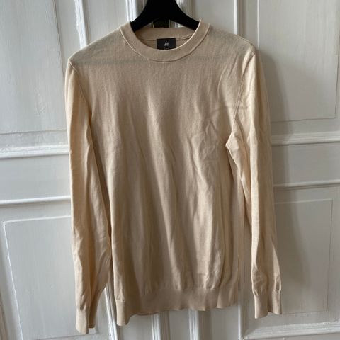 Beige genser (M)