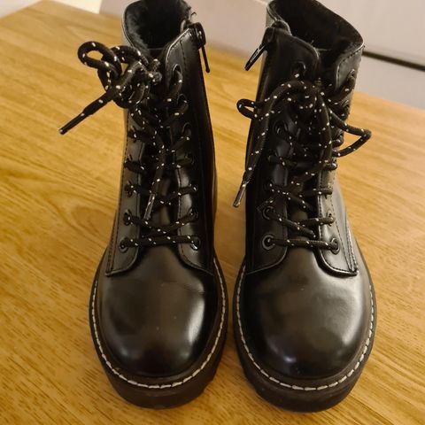 Varme boots str. 31