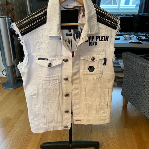 Litt brukt Philipp Plein Denim vest rock pp str m