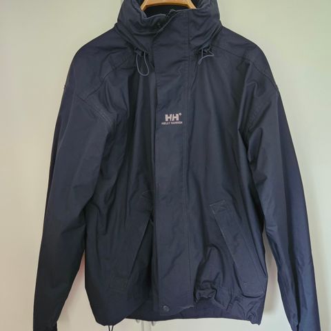 HELLY HANSEN REGNJAKKE STR XS, SELGES 300 KR.