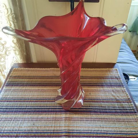 Vase i Kunstglass/Krystall - Sender gjerne