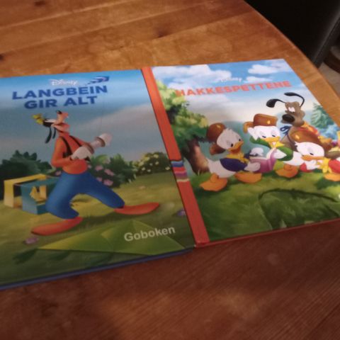 4 små  Disney Godboken bøker