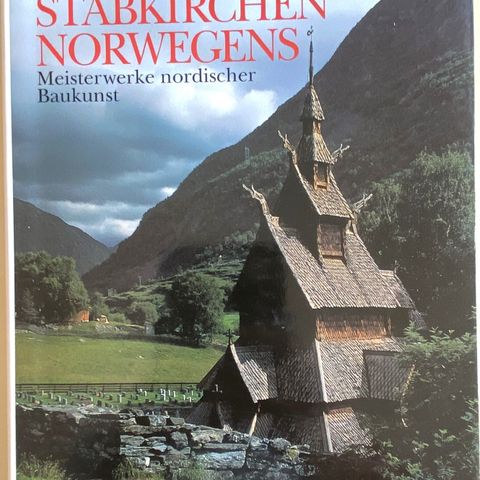 Yasuo Sakuma - Ola Storsletten. "Die Stabkirchen norwegens". 2. opplag 1997.