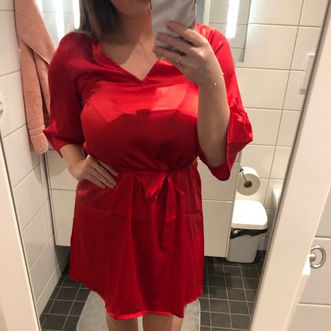 Rød Kjole fra Bubbleroom - Str S